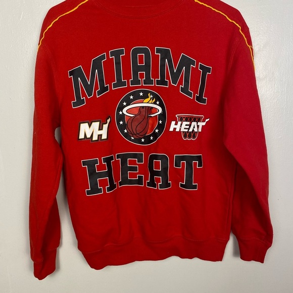 NBA Miami Heat Red‎ Crewneck Pullover - Picture 1 of 8